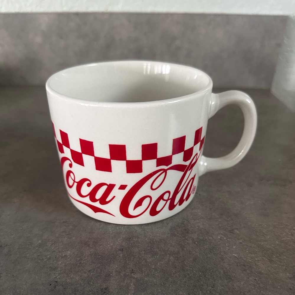 COCA-COLA Soup Mug WideMouth Cup (1997) Gibson Red Black White Checkered Flag